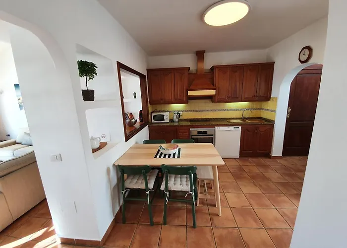 Вилла 2 Bedroom 'the Bungalow' With Private Heated Pool. *