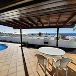 2 Bedroom 'the Bungalow' With Private Heated Pool. 别墅 *